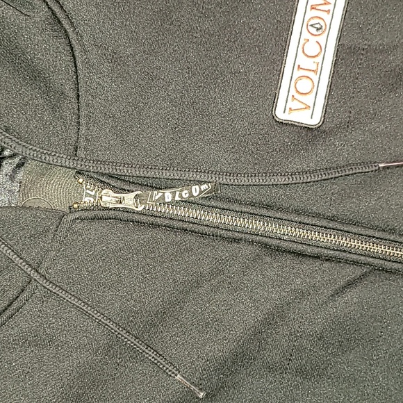 Volcom. Full-zip. Lined. Thick. Garage hooded jacket. Oversized Medium. - Picture 9 of 16